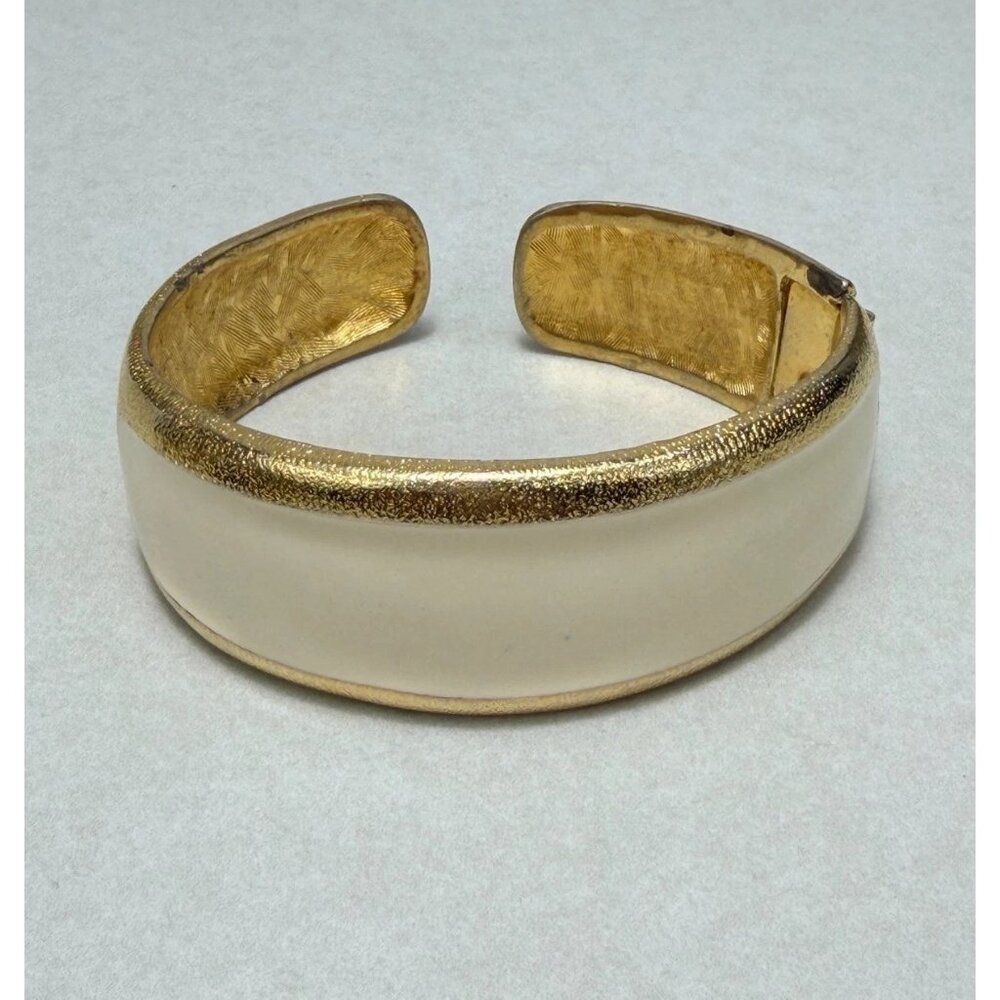 Vintage Anne Klein Goldtone Cream Colored Enamel Tone Hinged Bangle Bracelet